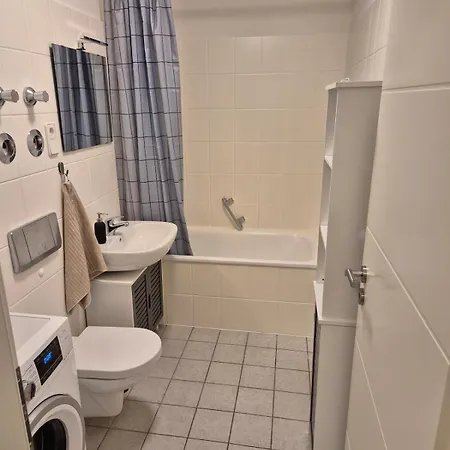 Apartamento Klein Aber Fein 1,5 Raum Wohnung In Schoeneiche *